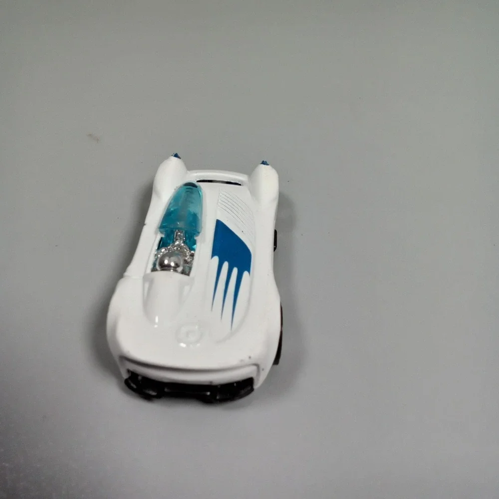Hot Wheels Monoposto White Blue 2000 Mattel Diecast Concept Race Car 1:64